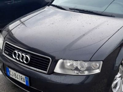 usata Audi A4 A4 2.5 V6 TDI/180 CV cat Avant quattro