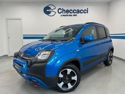 Usata Fiat Panda Cross Cross 70 CV (51 kW) 2024 Blu Utilitaria