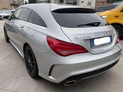 Usata Mercedes CLA220 Shooting Brake Premium 177 CV (130 kW) 2016 Argento Station wagon