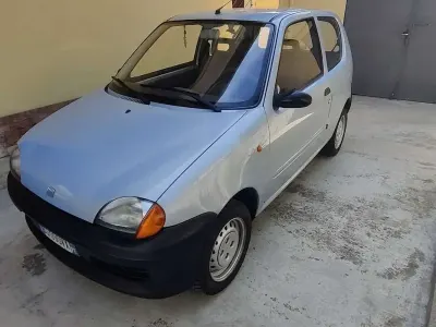 Usata Fiat Seicento Young 39 CV (28 kW) 2000 Argento Utilitaria