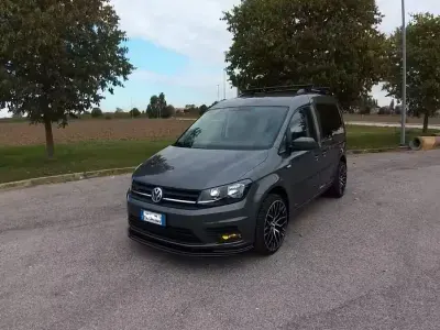 Usata VW Caddy R-line 110 CV (80 kW) 2020 Monovolume