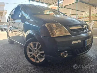 Usata Opel Meriva 105 CV (77 kW) 2007 Grigio Monovolume