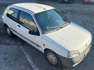 Usata Renault Clio 1996 Bianco Utilitaria