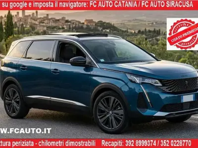 Usata Peugeot 5008 Allure 131 CV (96 kW) 2022 Blu/azzurro SUV