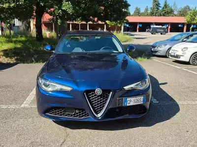 Usata Alfa Romeo Giulia Business 136 CV (100 kW) 2023 Blu Berlina