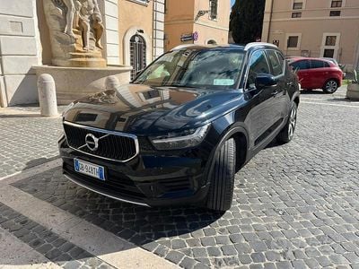 Usata Volvo XC40 Momentum 150 CV (110 kW) 2020 Nero SUV