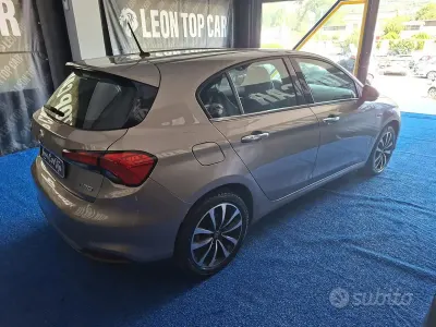 Usata Fiat Tipo 120 CV (88 kW) 2017 Grigio Berlina