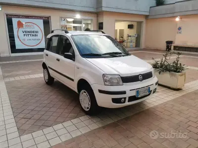 Occasion Fiat Panda 60 ch (44 kW) 2005 Citadine