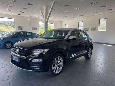 Usata VW T-Roc Style 150 CV (110 kW) 2020 Bicolore SUV