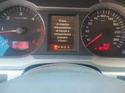 Usata Audi A6 233 CV (171 kW) 2007 Grigio Station wagon
