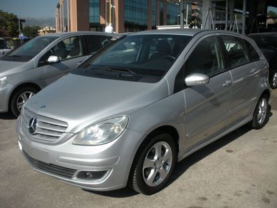 Mercedes B180