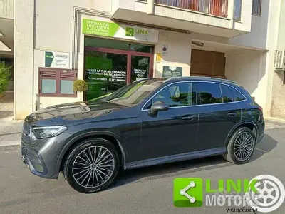 Usata Mercedes GLC220 AMG 197 CV (144 kW) 2023 Grigio SUV