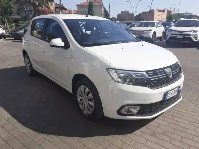 Usata Dacia Sandero Comfort 101 CV (74 kW) 2020 Bianco Berlina