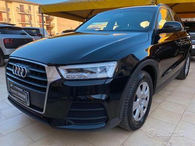 Käytetty Audi Q3 Design 150 HP (110 kW) 2016 Musta Katumaasturi