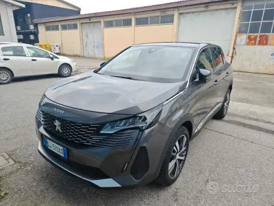 Usata Peugeot 3008 Allure 131 CV (96 kW) 2022 Grigio SUV