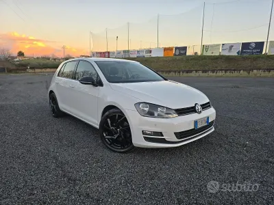 Usata VW Golf VII Highline 90 CV (66 kW) 2014 Bianco Berlina