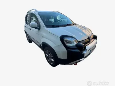 Usata Fiat Panda Cross Cross 95 CV (69 kW) 2015 Bianco Utilitaria