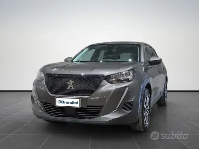 Usata Peugeot 2008 Active 110 CV (80 kW) 2021 Grigio SUV