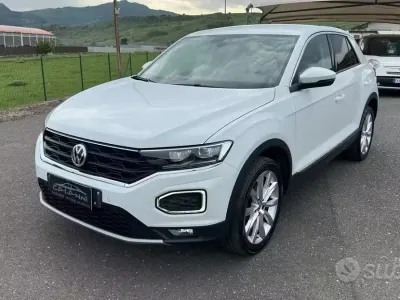 Usata VW T-Roc Advance 116 CV (85 kW) 2018 Bianco SUV