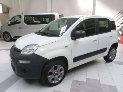 Usata Fiat Panda 4x4 Pop 80 CV (58 kW) 2016 Bianco Utilitaria