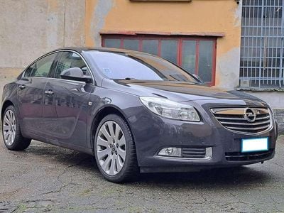 Usata Opel Insignia Cosmo 140 CV (102 kW) 2013 Grigio Berlina