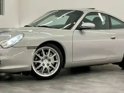 Usata Porsche 911 Carrera 4 320 CV (235 kW) 2002 Argento Coupé