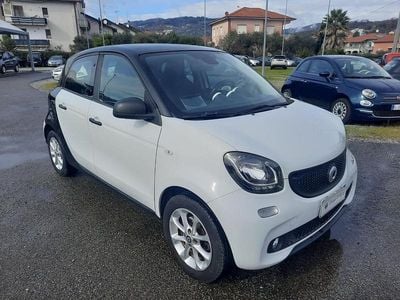 Usata Smart ForFour Passion 71 CV (52 kW) 2017 Bianco Utilitaria