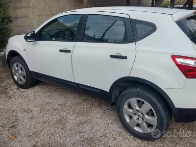 Usata Nissan Qashqai 110 CV (80 kW) 2013 Bianco SUV