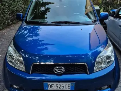 Usata Daihatsu Terios 105 CV (77 kW) 2007 Bluazzurro SUV