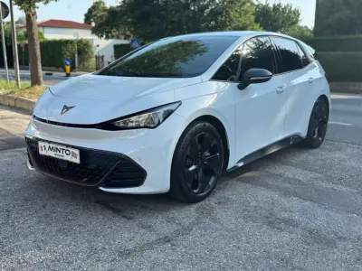 Usata Cupra Born 69 kW (95 CV) 2023 Bianco Utilitaria