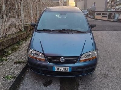 Blu Usata 2005 Fiat Idea Monovolume | 3000 € (Buon prezzo)