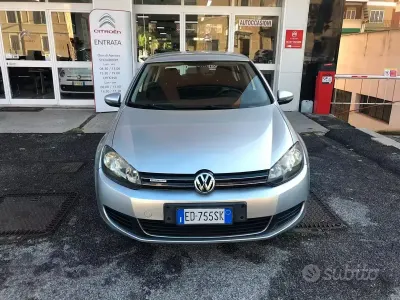 Usata VW Golf VI Trendline 105 CV (77 kW) 2010 Grigio Utilitaria