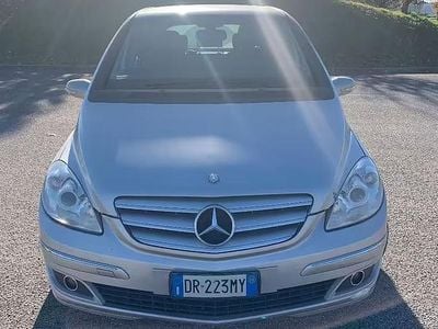 Usata Mercedes B170 116 CV (85 kW) 2008 Grigio Monovolume