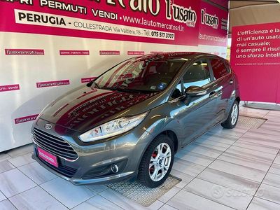 Begagnad Ford T 95 HK (69 kW) 2017 Sedan