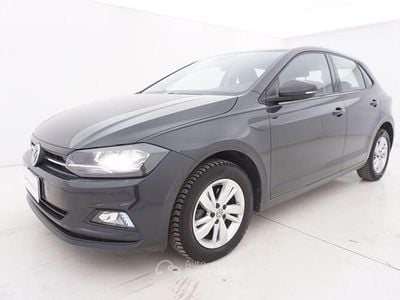 Usata VW Polo Comfortline 95 CV (69 kW) 2019 Gray Utilitaria