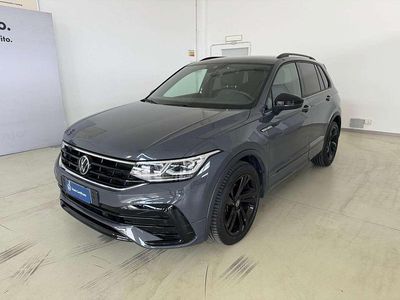 Usata VW Tiguan R-line 150 CV (110 kW) 2023 Dolphin grey SUV