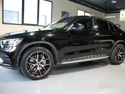 Usata Mercedes GLC300 Premium 245 CV (180 kW) 2022 Nero SUV
