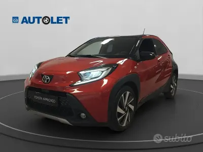 Usata Toyota Aygo X Lounge 72 CV (52 kW) 2022 Rosso SUV