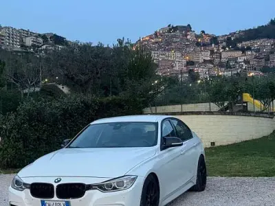 Usata BMW 328 Sport Line 245 CV (180 kW) 2013 Bianco Berlina
