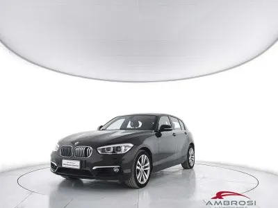 Usata BMW 118 150 CV (110 kW) 2018 Nero Utilitaria