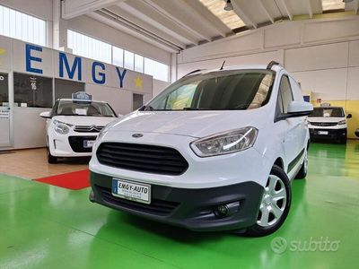 usata Ford Transit Courier Furgoncino