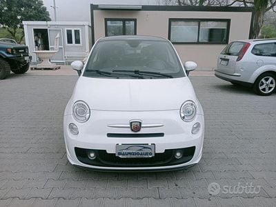 Usata Abarth 500 135 CV (99 kW) 2010 Bianco