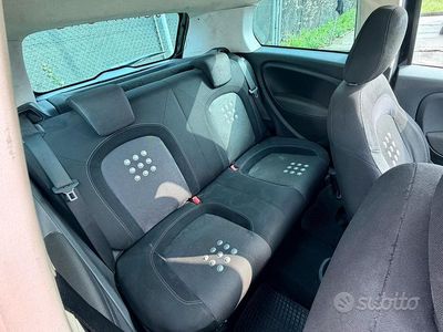 Usata Fiat Grande Punto 90 CV (66 kW) 2007 Nero Utilitaria