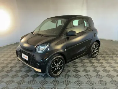 Usata Smart ForTwo Electric Drive Passion 60 kW (82 CV) 2020 Nero Utilitaria