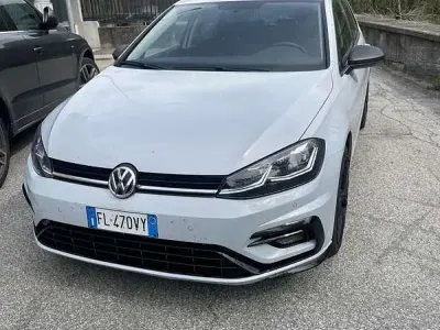 Usata VW Golf VII Business 116 CV (85 kW) 2017 Berlina