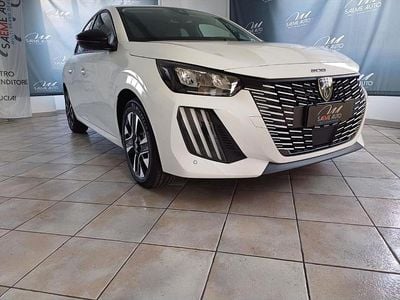 Nuova Peugeot 208 Allure 101 CV (74 kW) 2025 Bianco(met.) Utilitaria