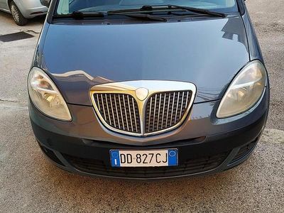 Usata Lancia Musa 2006 Blu Monovolume