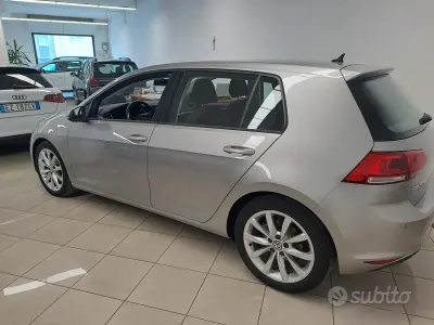Usata VW Golf VII Comfortline 110 CV (80 kW) 2015 Grigio Berlina