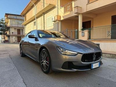 Usata Maserati Ghibli 250 CV (183 kW) 2017 Grigio Berlina