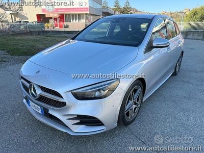 Usata Mercedes B180 Premium 116 CV (85 kW) 2021 Grigio Monovolume